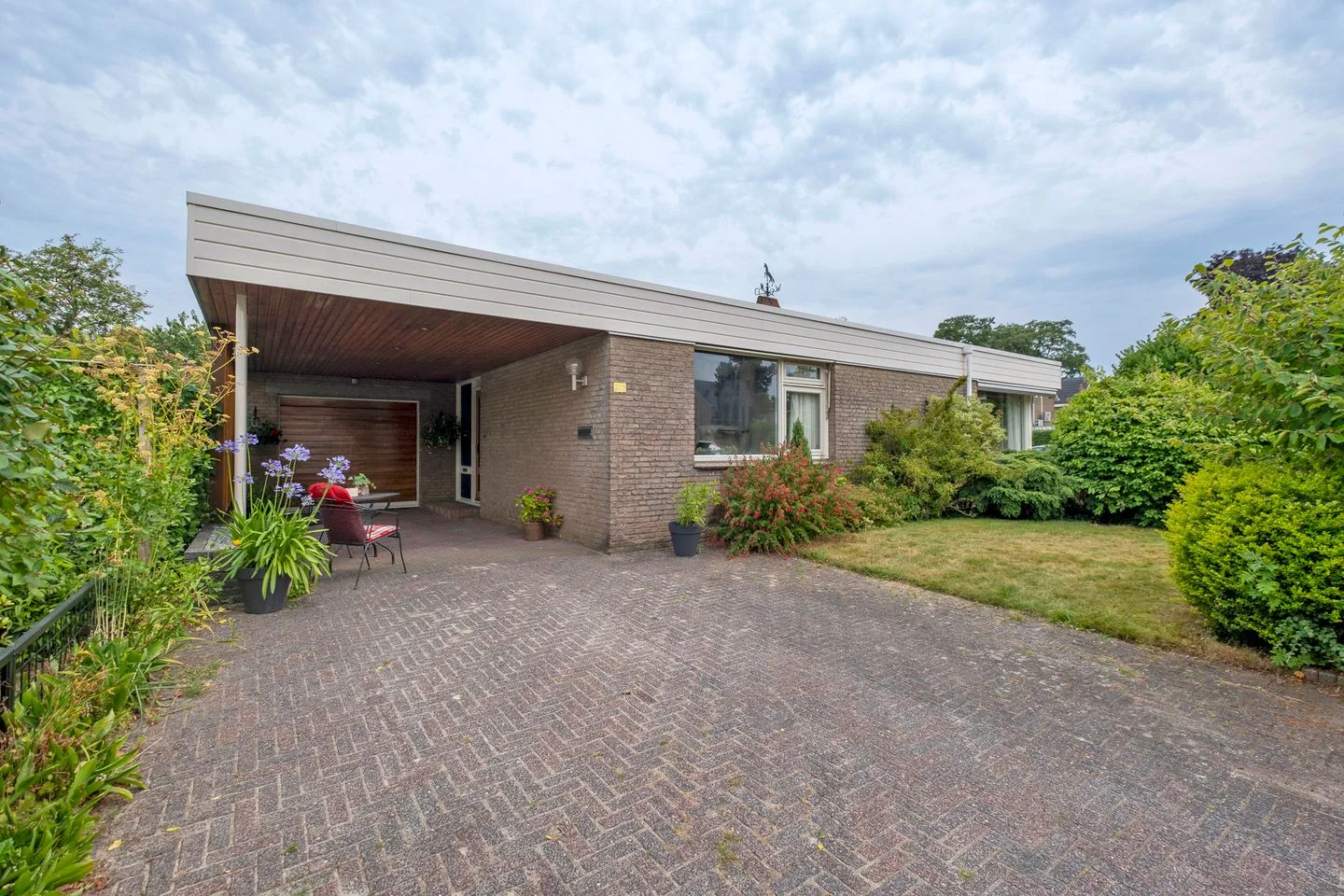 Laan van het Kwekebos 242 Emmen foto 3