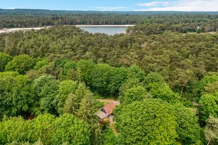 Laan van Laag Kanje 29r-1 in Maarn Foto