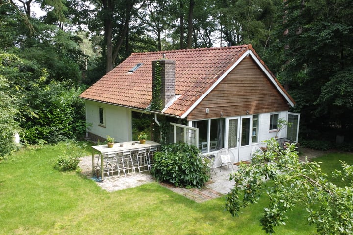 Laan van Laag Kanje 58r-1 in Maarn photo