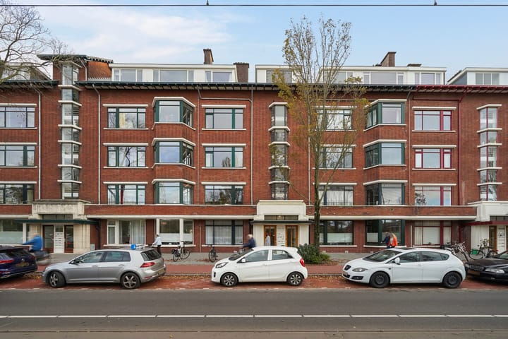 Laan van Meerdervoort 1202 en 's-Gravenhage foto