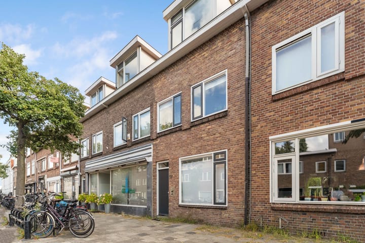 Laan van Nieuw-Guinea 57 in Utrecht foto