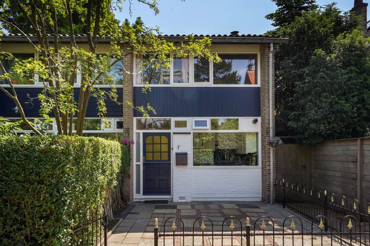 Laan van Overvest 1C en Delft foto