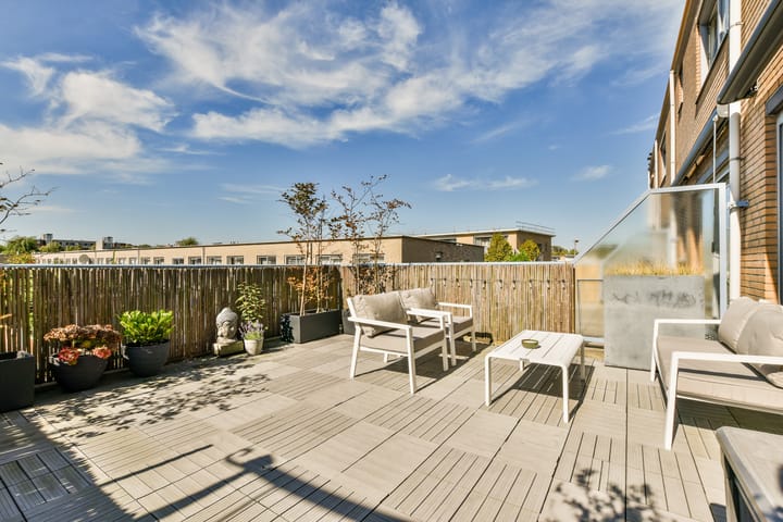 Laan van Vlaanderen 112 in Amsterdam foto