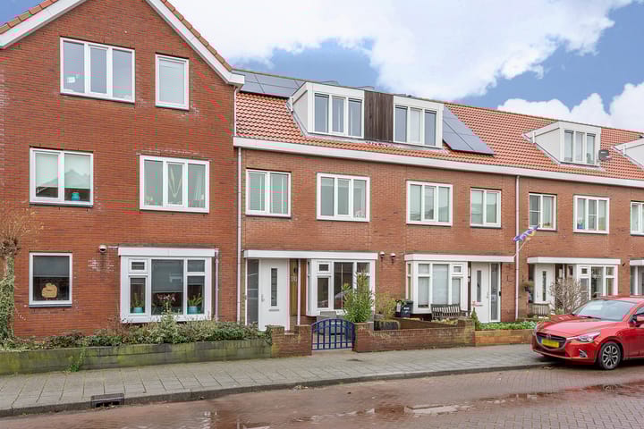 Ladderbeekstraat 30 in Velsen-Noord foto