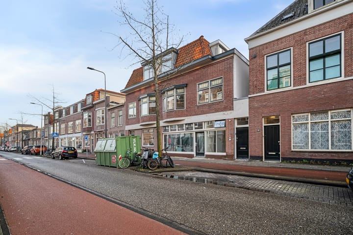 Lage Rijndijk 28A-2 in Leiden photo