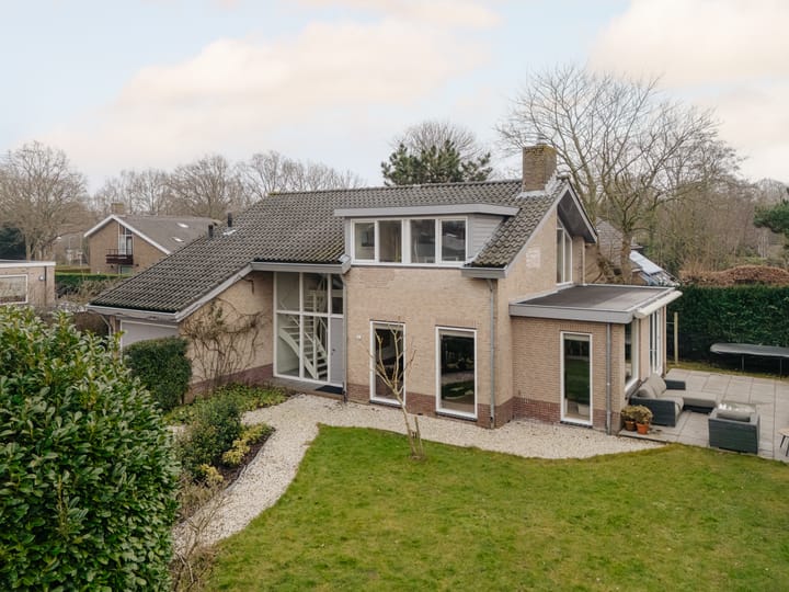 Lage Weidtje 8 in Bergen (NH)