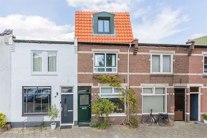 Lagersstraat 3 dans IJmuiden photo