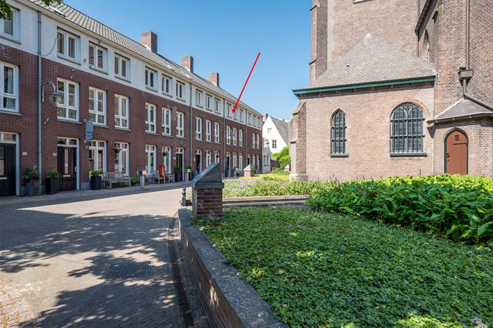 Lambertushof 16 dans Helmond photo