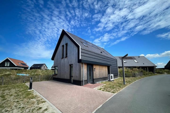 Lampsinsdijk 8-017 in Nieuwvliet photo