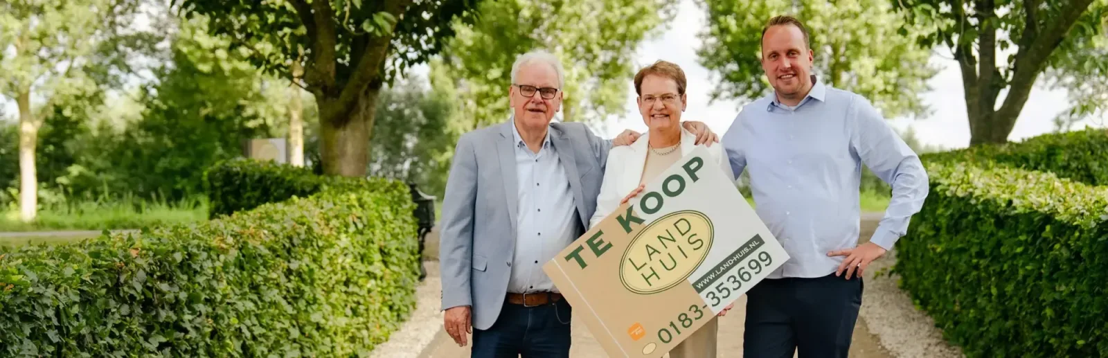 Team foto van LAND-HUIS B.V. makelaardij o.z.