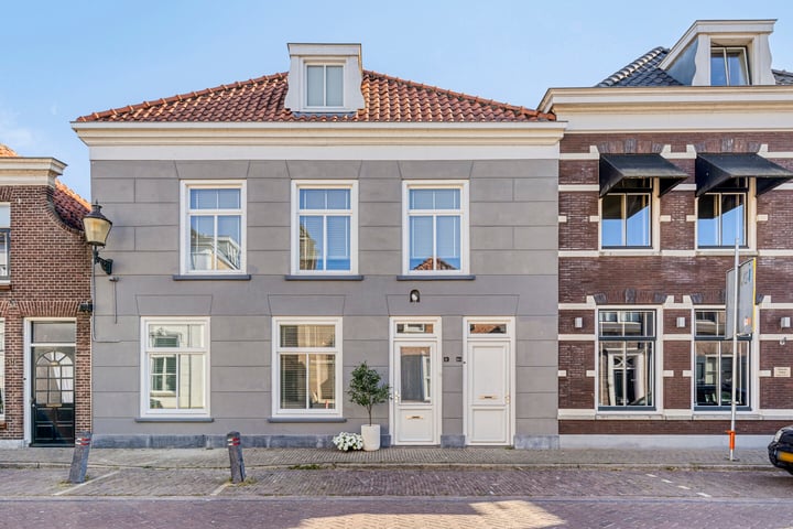 Landpoortstraat 37 in Willemstad Foto