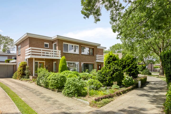 Landsteinerstraat 49 dans Geleen photo