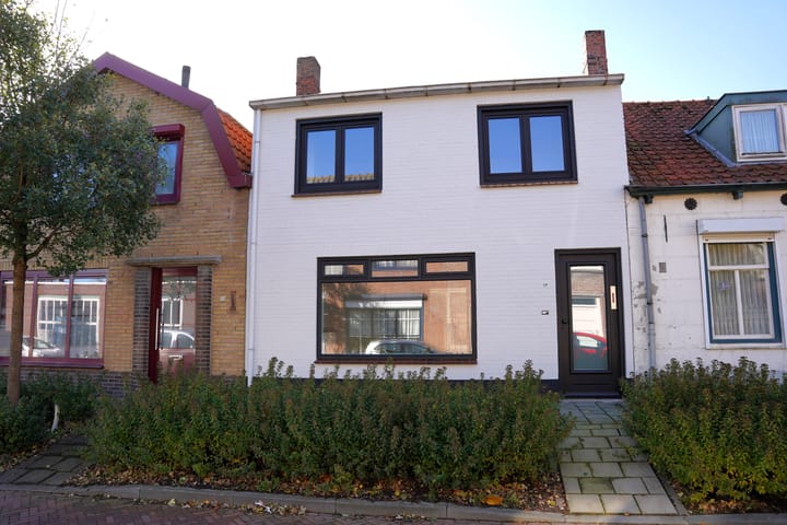Landstraat 28 dans Aardenburg photo