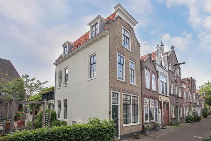 Lange Dwarsstraat 31 en Gouda foto