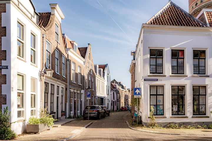 Lange Lauwerstraat 34B in Utrecht foto