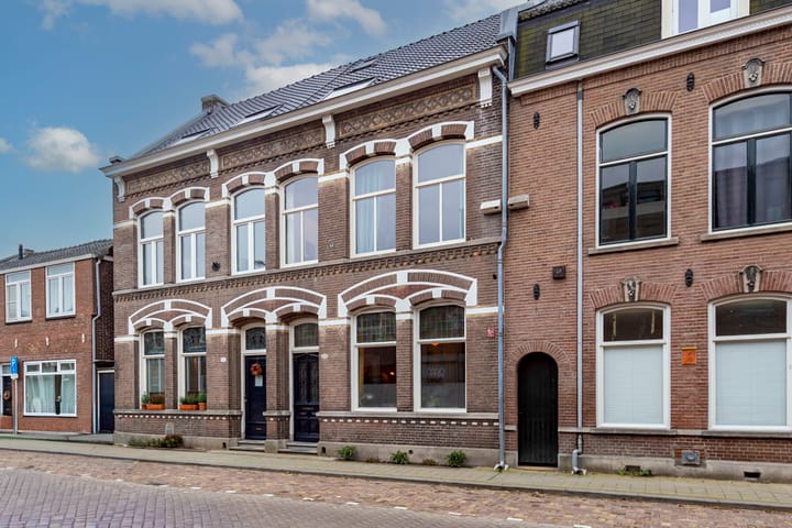 Lange Nieuwstraat 238 in Tilburg photo