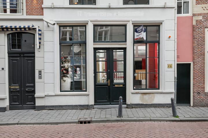 Lange Putstraat 14 in 's-Hertogenbosch photo