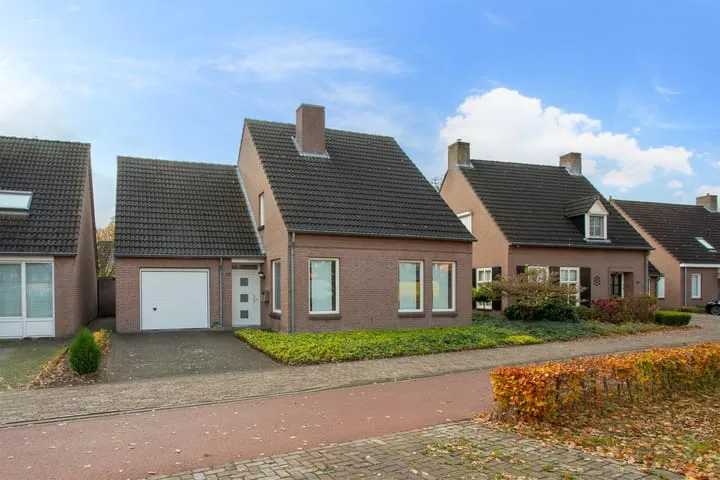 Lange Trekken 28 in Bladel