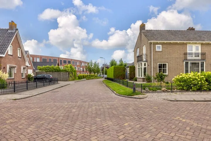 Langelaan 19 Surhuisterveen thumbnail 7