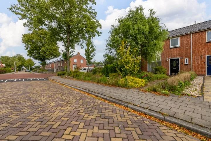Langelaan 77 Surhuisterveen thumbnail 4