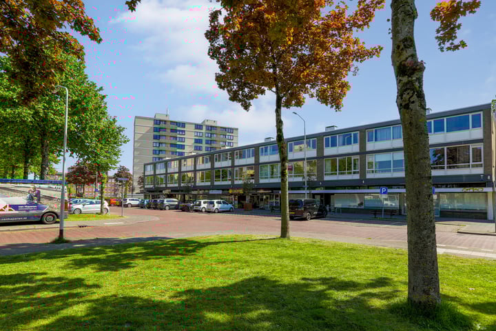 Langendijk 15A in Breda foto