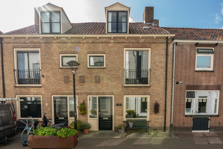 Langendijk 47 in Vianen foto