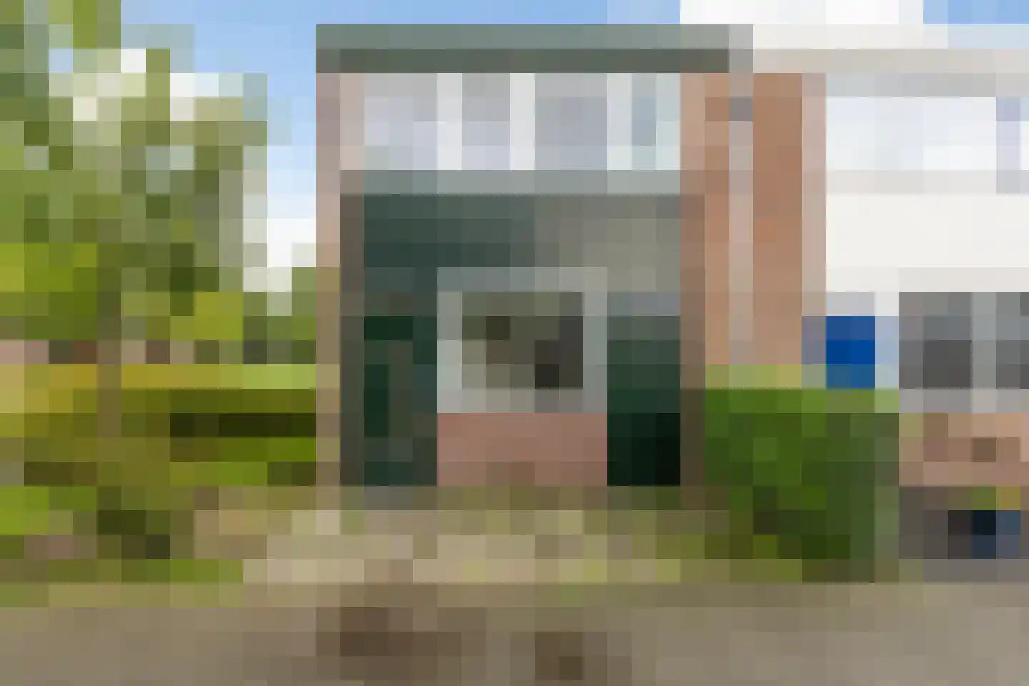 Langeplaat 47 in Rozenburg