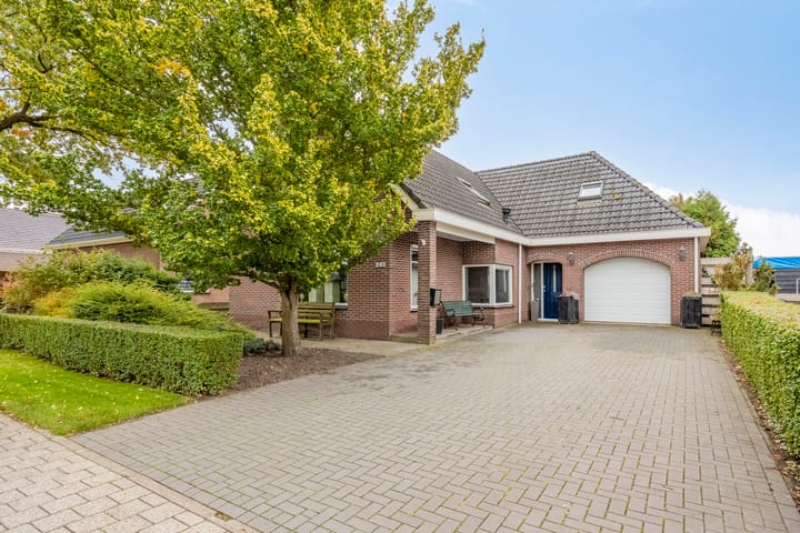 Langestraat 261 in Klazienaveen Foto