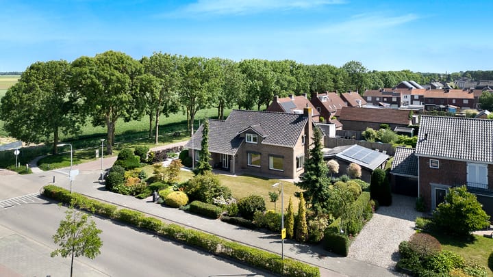 Langeweg 28 in Kruisland Foto