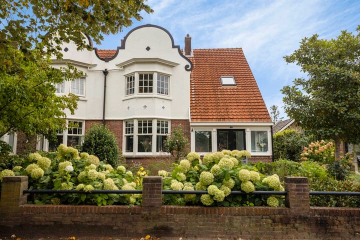 Lansinkweg 37 in Hengelo foto