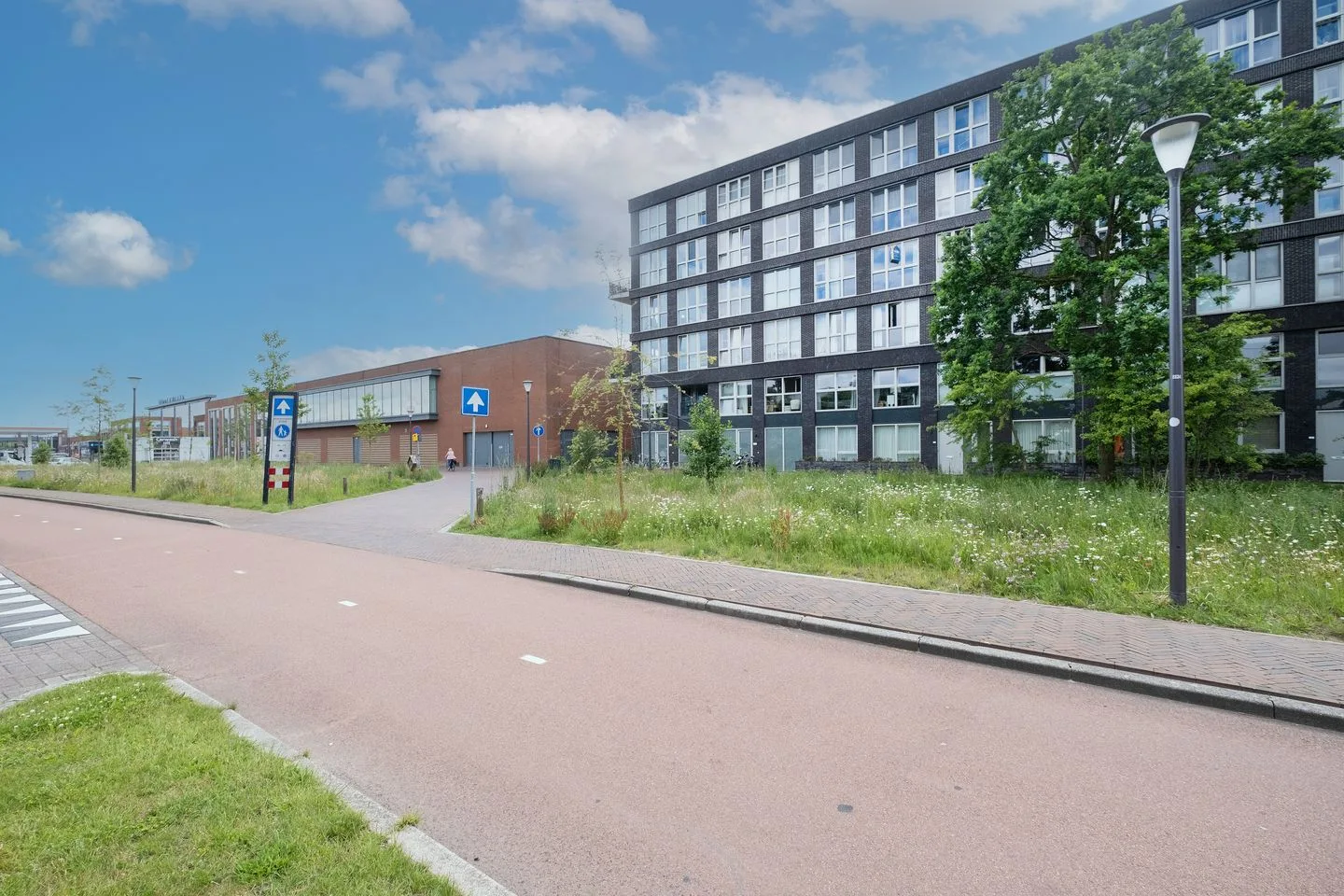 Lapis Lazuli 123 Heerhugowaard thumbnail 27