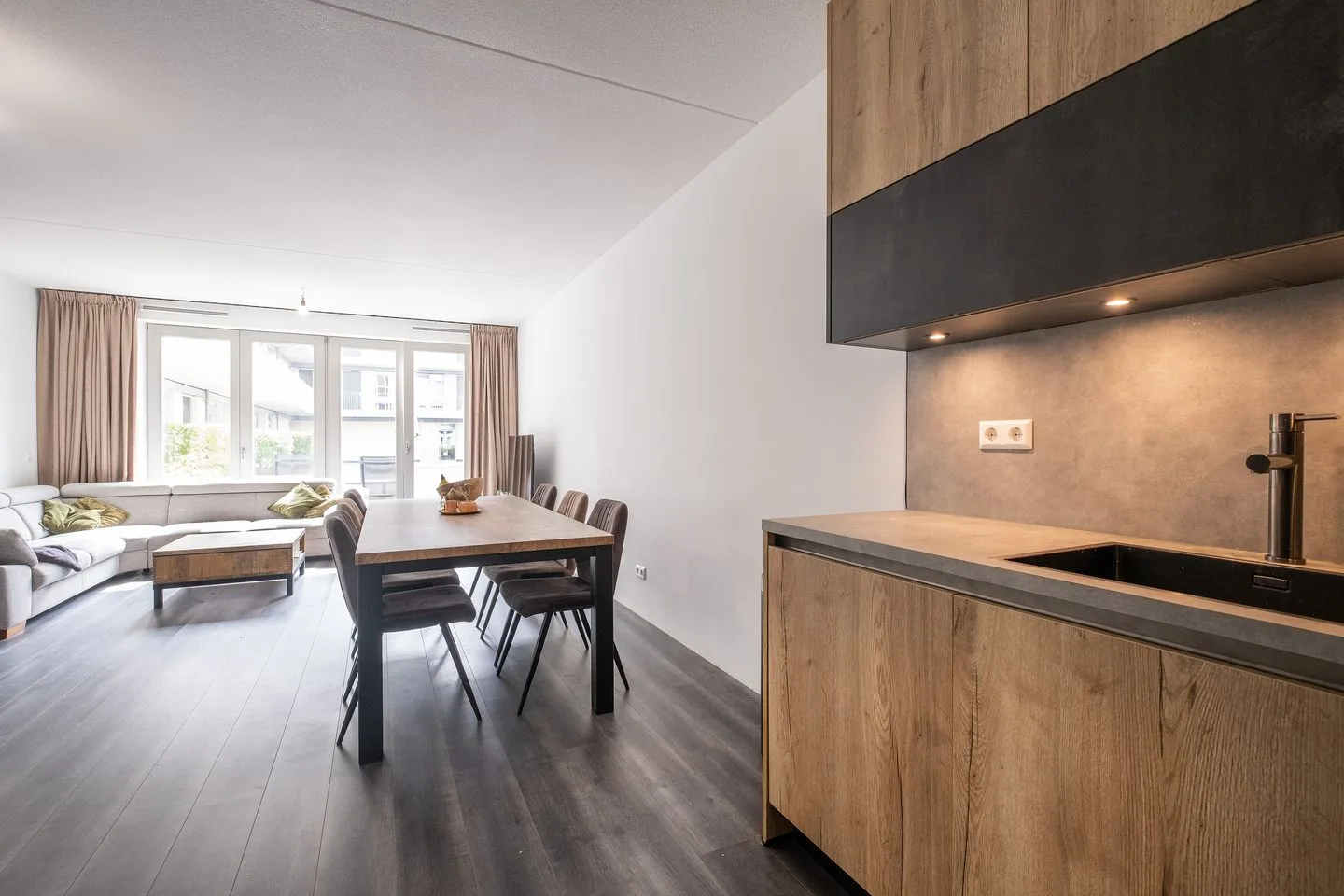 Lapis Lazuli 123 Heerhugowaard thumbnail 9