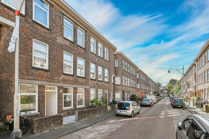 Larensestraat 94 in 's-Gravenhage photo