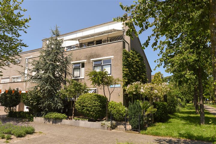 Largopad 1 en Almere foto