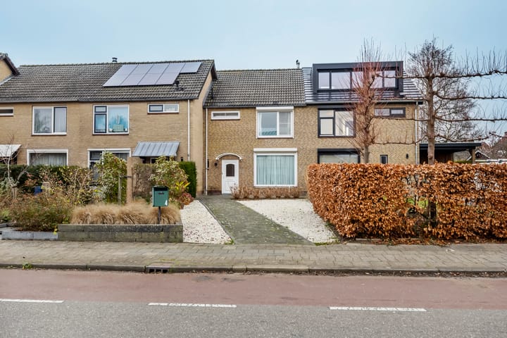 Larikslaan 4 in Sleeuwijk Foto