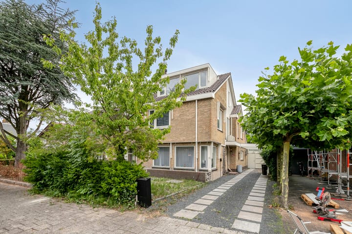 Laurens Baecklaan 12 in Beverwijk foto