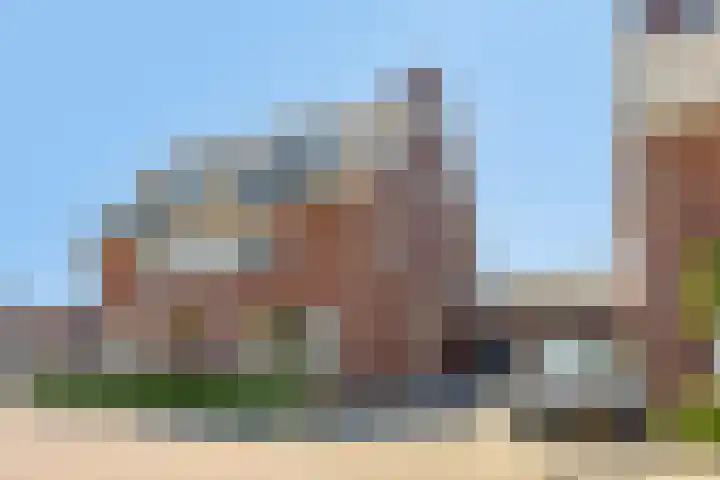 Lavasteen 18 Zevenbergen thumbnail 4