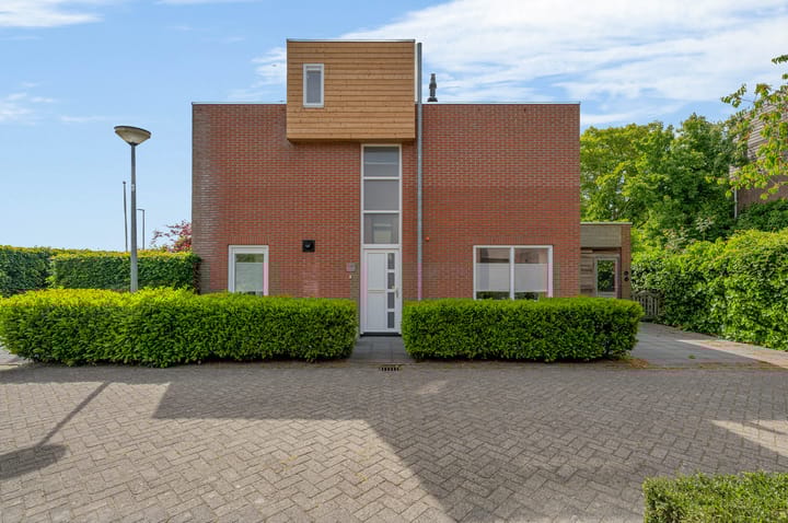 Leegeweg 1-36 en Groningen foto