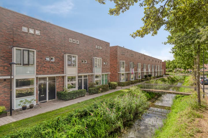 Leeghwaterlaan 74 in Deventer Foto