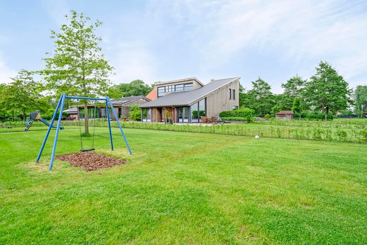 Leeuwarderweg 10D en Snikzwaag foto