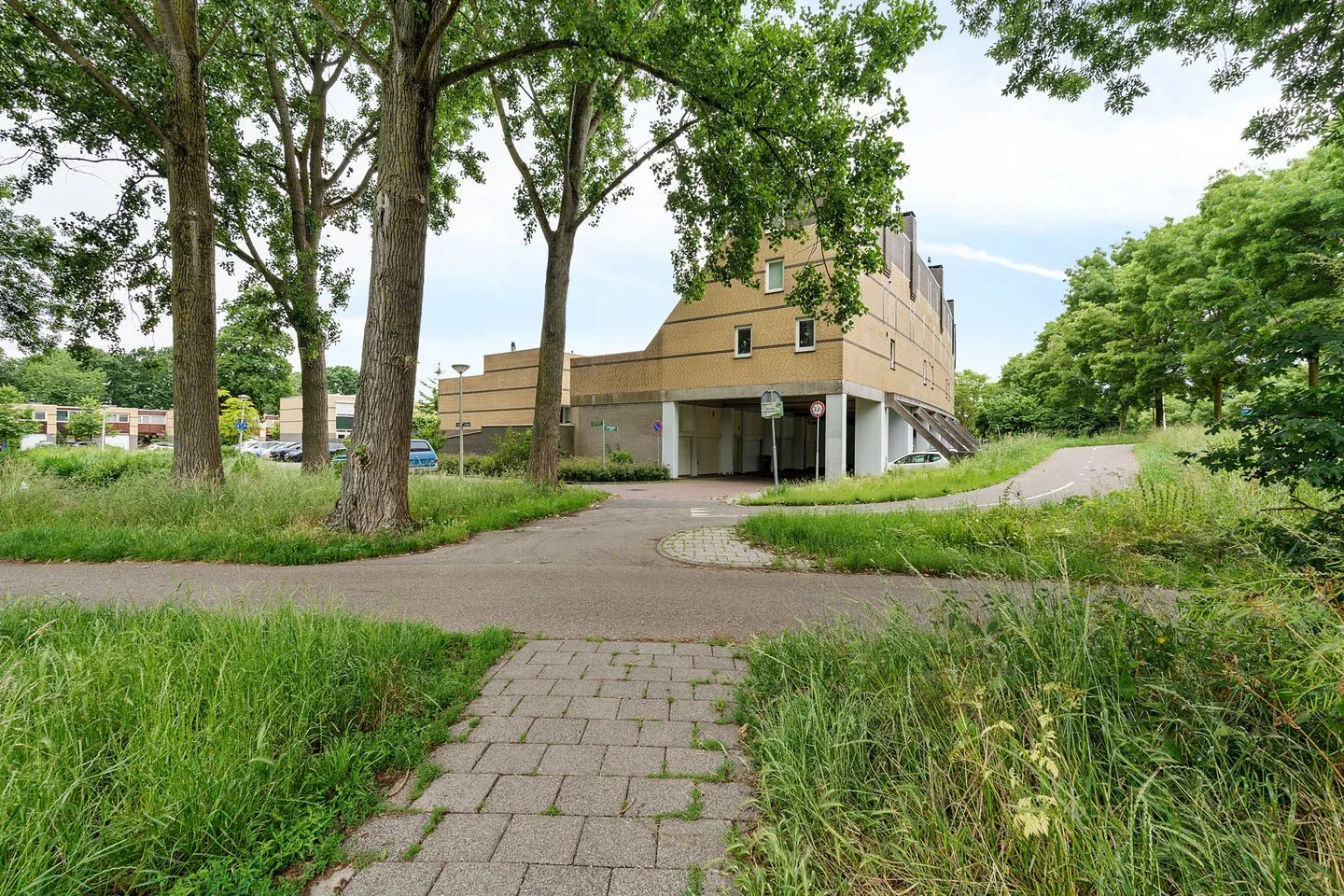 Leeuwenburg 69 Alphen aan den Rijn thumbnail 7