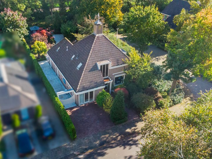 Leeuwerik 13 en Genemuiden foto