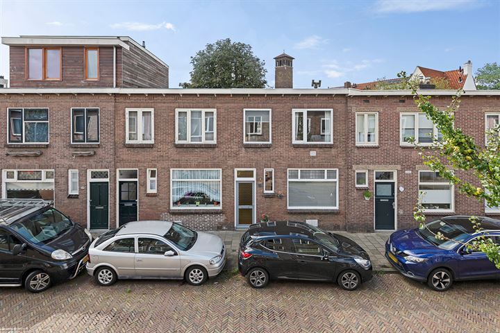 Leeuwerikstraat 18 in Haarlem foto