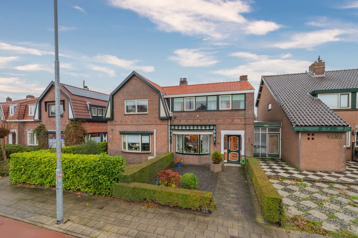 Photo of property Leidsestraat 65, Hillegom