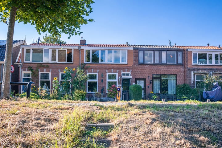 Leidsevaart 164 en Vogelenzang foto