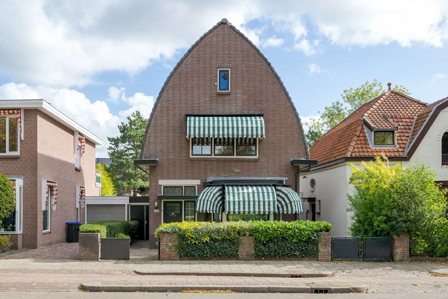 Leidseweg 558 en Voorschoten