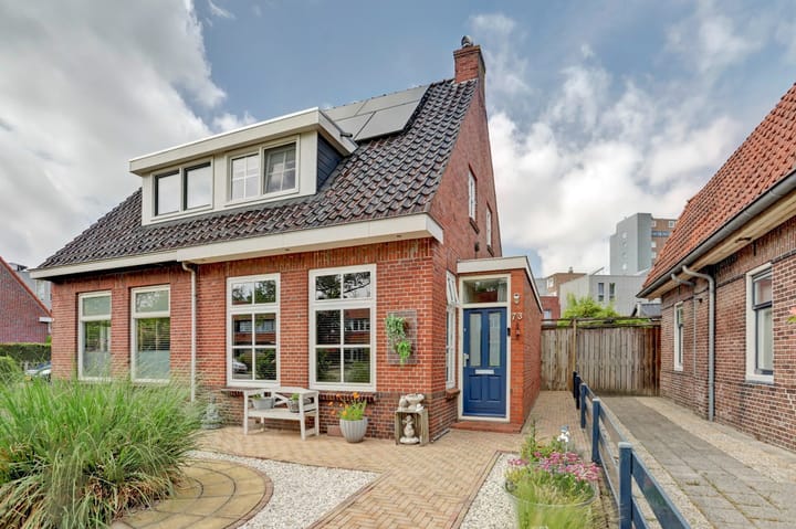 Photo of property Lekkumerweg 73, Leeuwarden