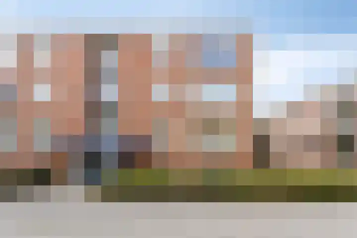 Leliestraat 12 en Echt