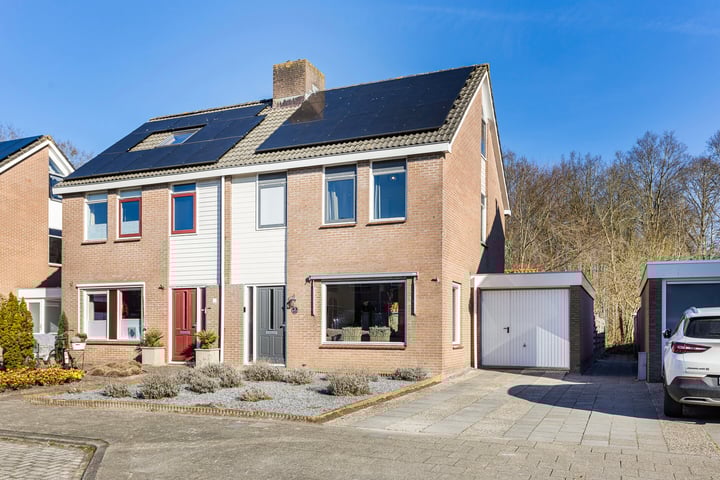 Leliestraat 13 in Espel foto