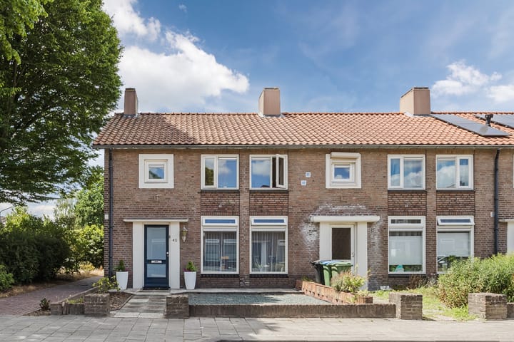 Leliestraat 40 en Kaatsheuvel foto